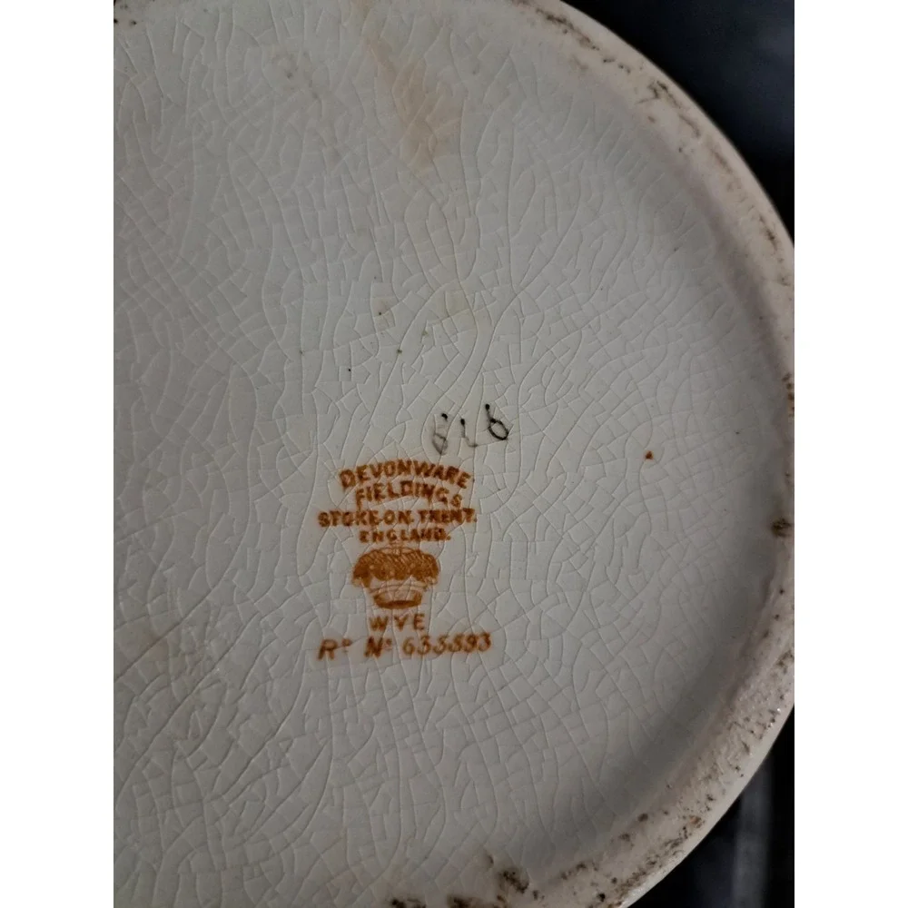 Crown this antique